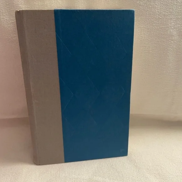 Scholastic Harry Potter Book Collection - Used 2 - 5 ( 5 has no cover ) - Picture 14 of 15